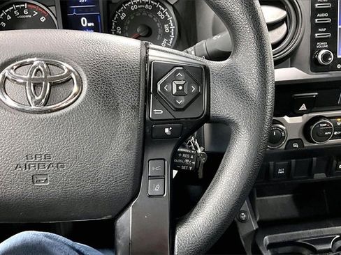 Used 2022 Toyota Tacoma SR image 13