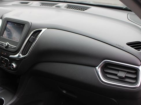 Used 2023 Chevrolet Equinox LT image 29