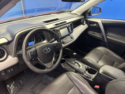 Used 2014 Toyota RAV4 XLE FWD image 11