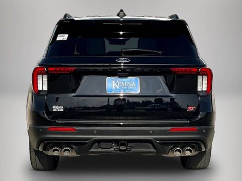 Used 2025 Ford Explorer ST AWD/4WD image 5