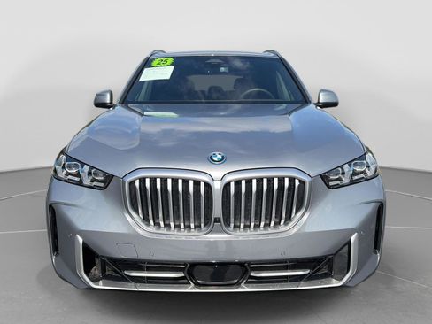 Used 2025 BMW X5 xDrive50e w/ Premium Package AWD/4WD image 8