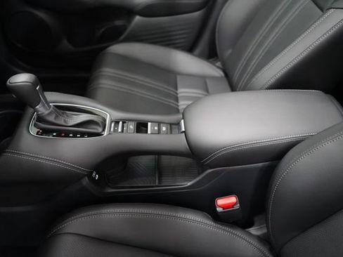 Used 2026 Honda HR-V EX-L image 44