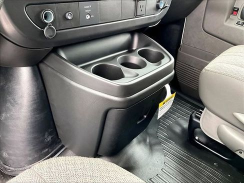 New 2026 Chevrolet Express 3500 Extended RWD image 12