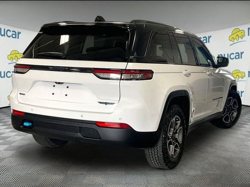 Used 2022 Jeep Grand Cherokee Trailhawk AWD/4WD image 6