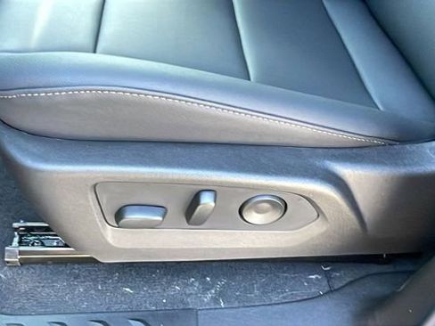 New 2026 Chevrolet Colorado LT w/ LT Convenience Package RWD image 29