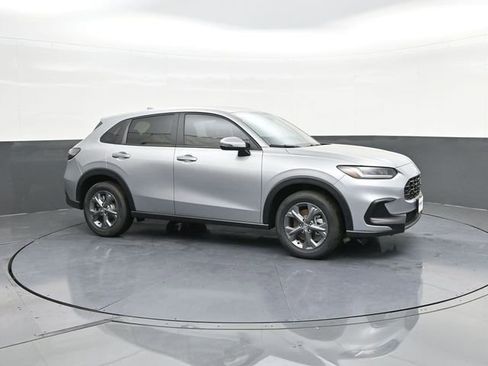 New 2026 Honda HR-V LX image 17