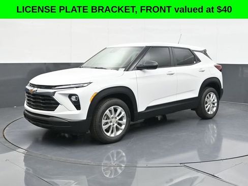 New 2026 Chevrolet TrailBlazer LS w/ LS Convenience Package FWD image 4