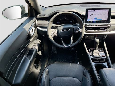 Used 2023 Jeep Compass High Altitude image 23