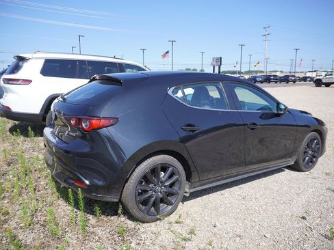 Used 2024 MAZDA MAZDA3 s FWD image 6