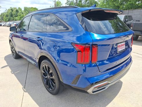 Used 2021 Kia Sorento SX FWD image 4