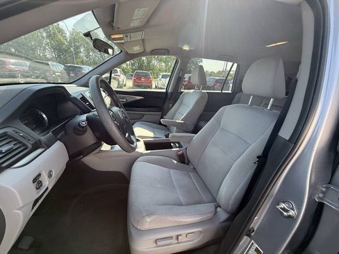 Used 2016 Honda Pilot EX image 22