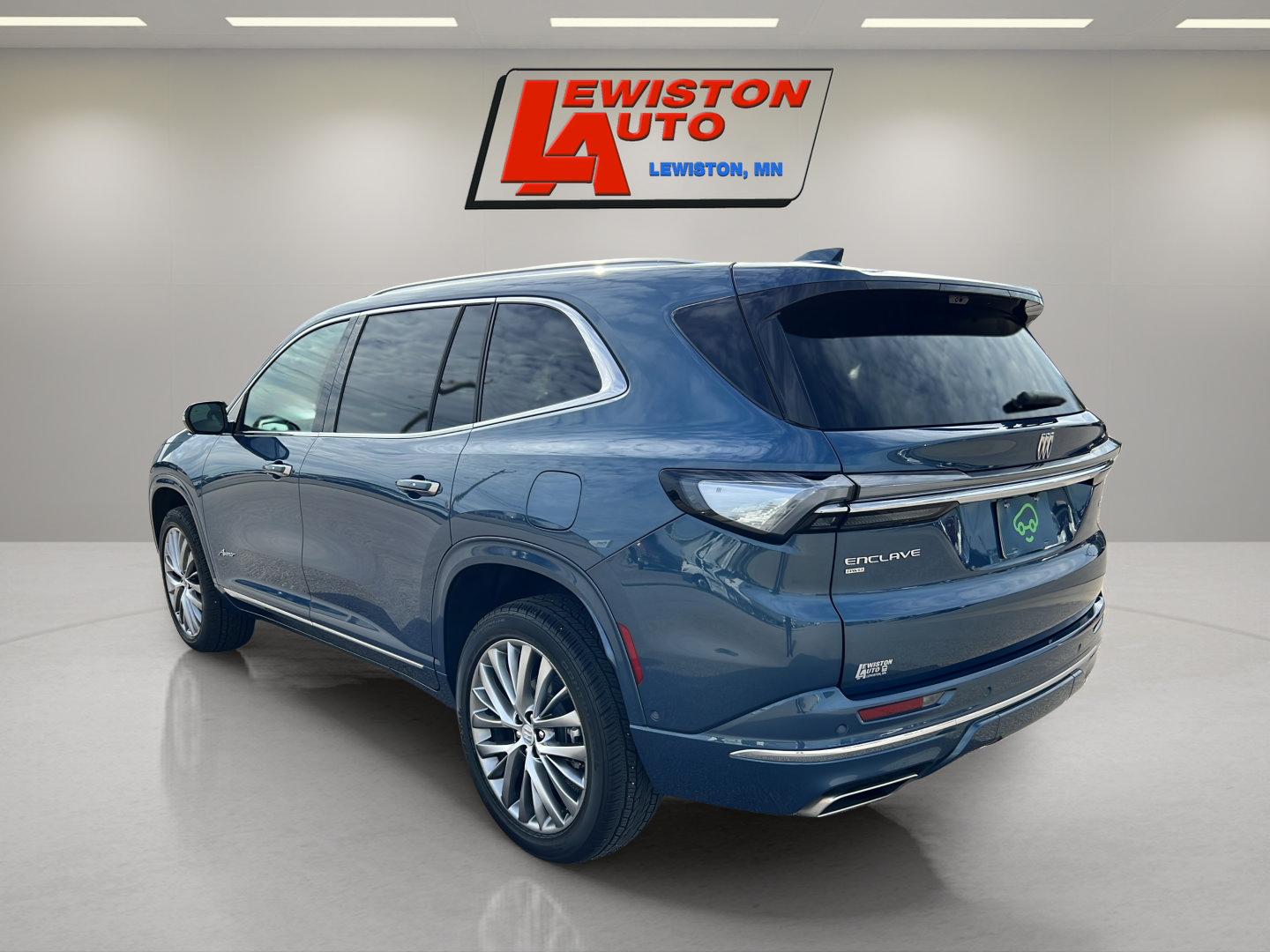 Certified 2026 Buick Enclave Avenir w/ Super Cruise Package AWD/4WD image 11