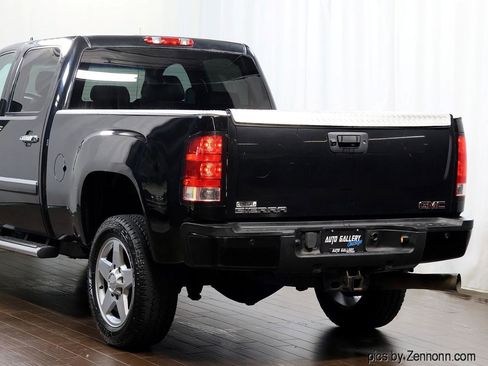 Used 2013 GMC Sierra 2500 Denali w/ Snow Plow Prep Package AWD/4WD image 6