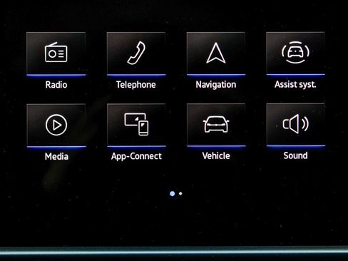 Used 2023 Volkswagen Taos SE w/ Panoramic Sunroof Package AWD/4WD image 19