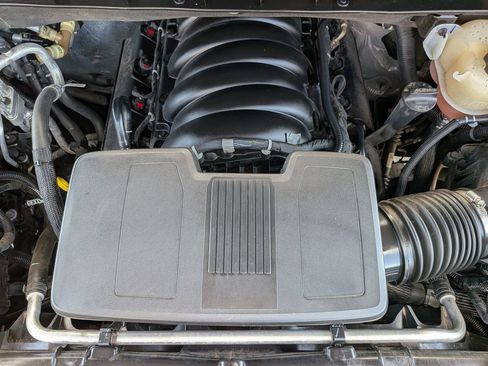 Used 2023 Chevrolet Suburban LS w/ Driver Alert Package RWD image 13