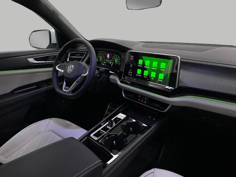 New 2026 Volkswagen Atlas Cross Sport SEL Premium R-Line AWD/4WD image 20