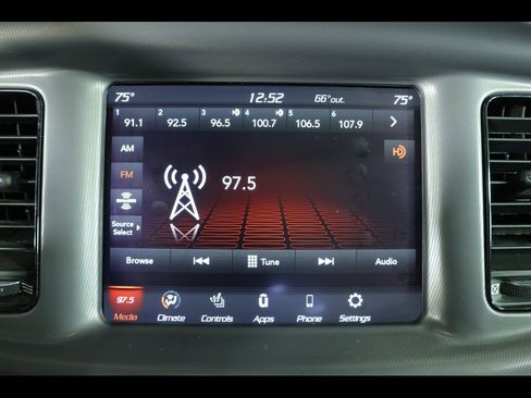 Used 2023 Dodge Charger SXT w/ Blacktop Package image 25