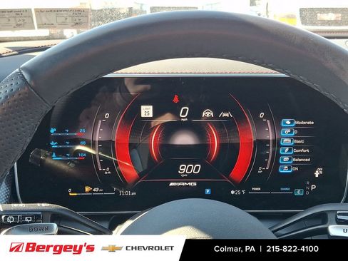 Used 2025 Mercedes-Benz GLC 43 AMG 4MATIC image 23