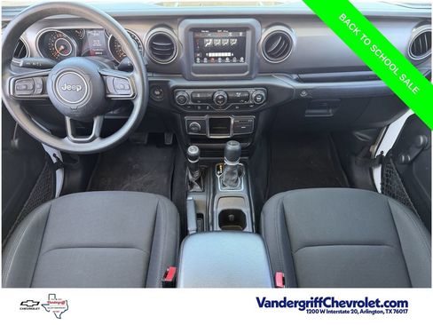 Used 2022 Jeep Gladiator Sport AWD/4WD image 10