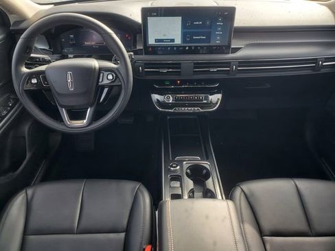 Certified 2023 Lincoln Corsair Standard w/ Equipment Group 101A image 23