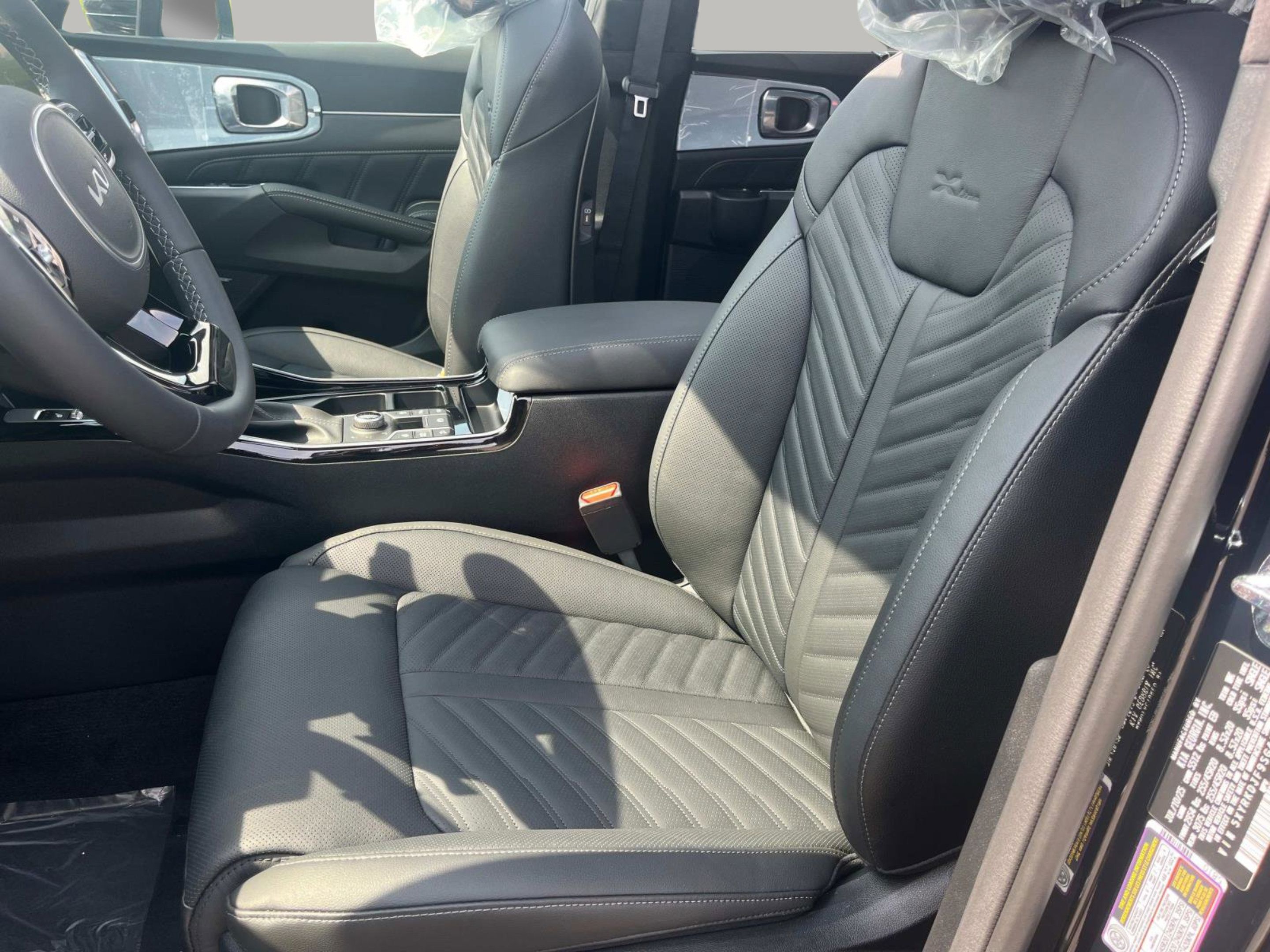 New 2025 Kia Sorento SX Prestige AWD/4WD image 24