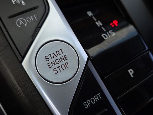 Certified 2024 BMW 430i Coupe w/ Premium Package image 39