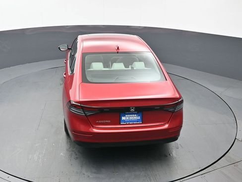 Certified 2023 Honda Accord EX image 40