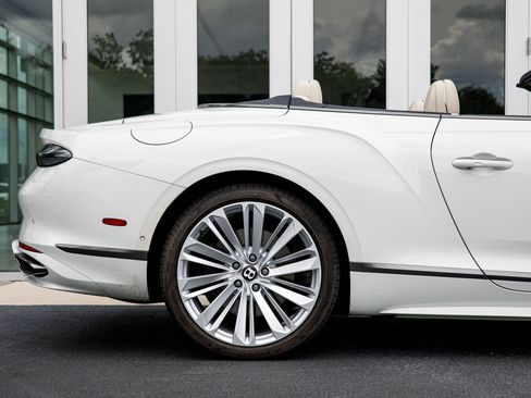 Certified 2025 Bentley Continental GT Speed AWD/4WD image 38