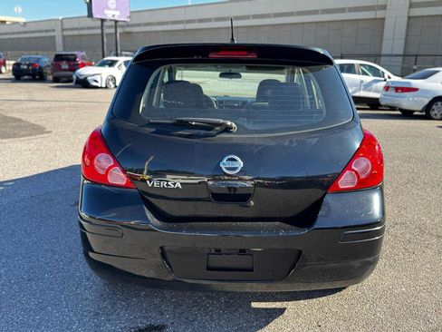 Used 2012 Nissan Versa 1.8 S image 8