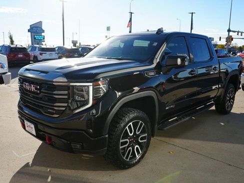 Used 2023 GMC Sierra 1500 AT4 w/ AT4 Premium Package image 31