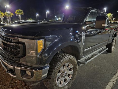 Used 2020 Ford F250 Lariat w/ Lariat Value Package image 1