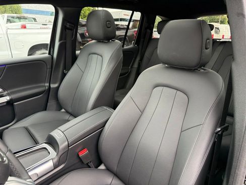 Used 2026 Mercedes-Benz GLB 250 image 14