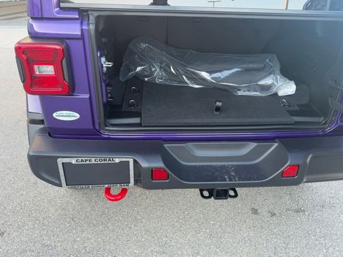 New 2026 Jeep Wrangler Unlimited Rubicon AWD/4WD image 38