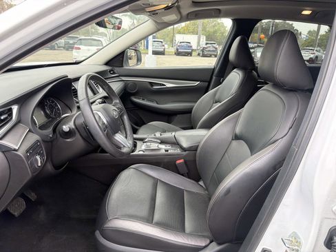 Used 2023 INFINITI QX50 Luxe image 20