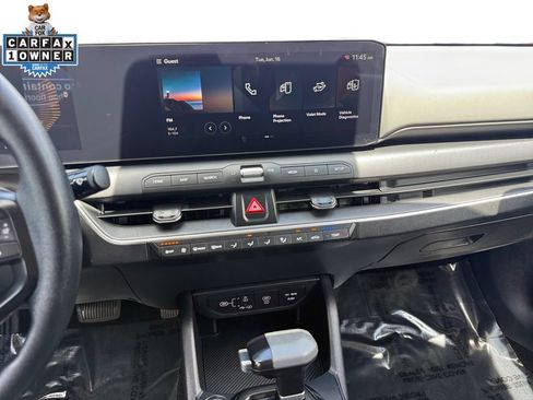 Certified 2025 Kia K4 FWD image 11