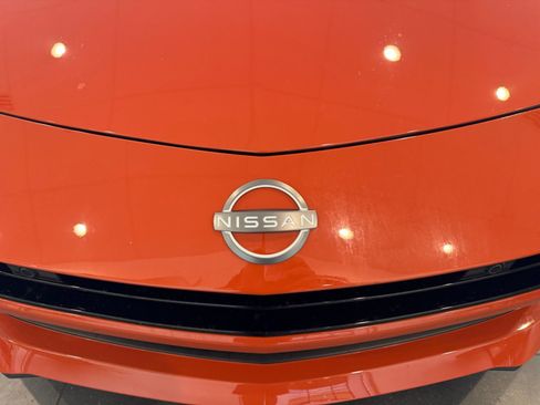 Used 2024 Nissan Z Performance w/ Heritage Edition RWD image 23