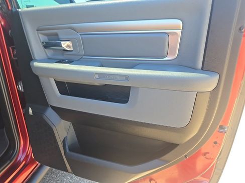 Used 2019 RAM 1500 Big Horn AWD/4WD image 32