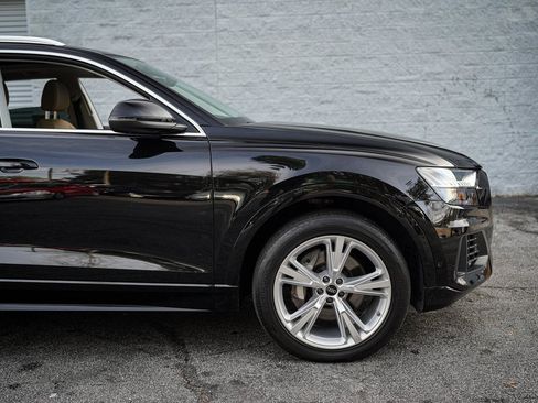 Used 2023 Audi Q8 Premium w/ Convenience Package image 16