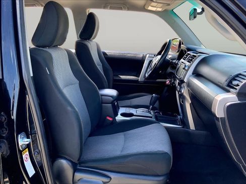 Used 2019 Toyota 4Runner SR5 RWD image 9