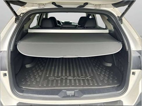 Used 2022 Subaru Outback Limited AWD/4WD image 11
