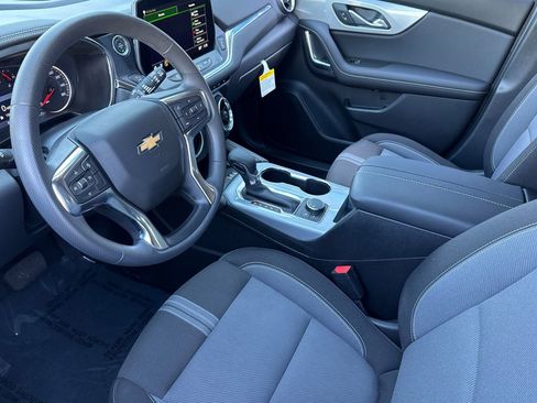 Used 2026 Chevrolet Blazer LT w/ Convenience Package image 11
