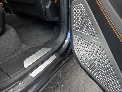 Used 2019 Lamborghini Urus image 20