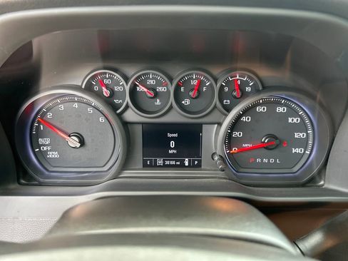 Used 2022 Chevrolet Silverado 1500 Custom image 15