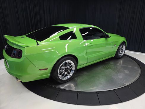 Used 2013 Ford Mustang GT Premium w/ Comfort Pkg RWD image 15