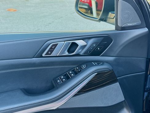 Used 2024 BMW X5 xDrive50e w/ Premium Package image 18