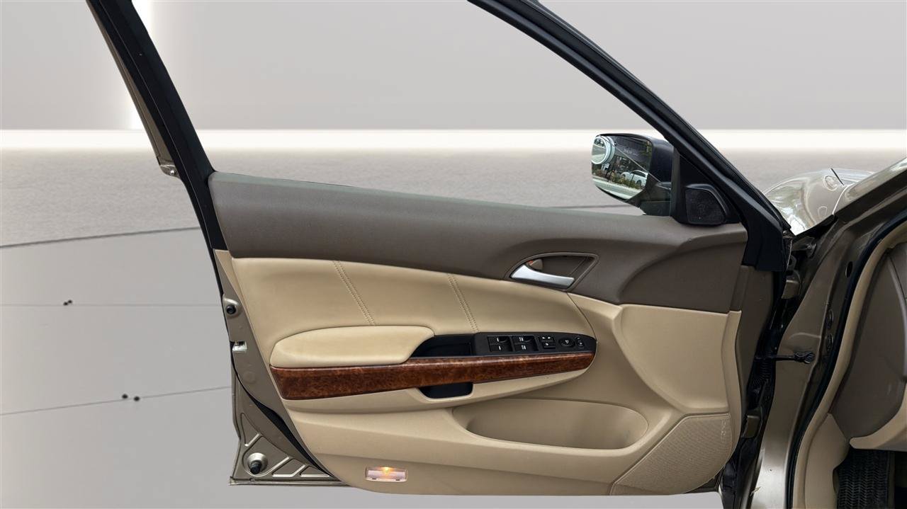 Used 2009 Honda Accord EX-L image 18