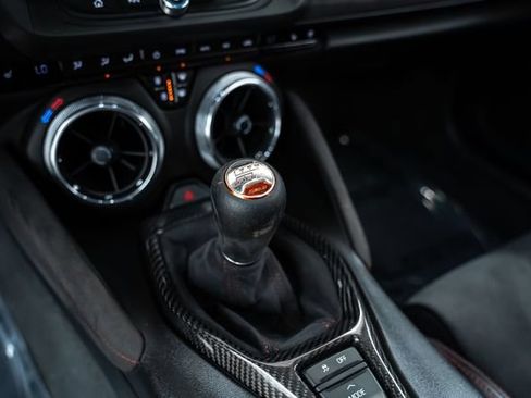 Used 2017 Chevrolet Camaro ZL1 RWD image 29