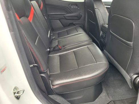 Used 2023 Chevrolet Colorado Z71 w/ Z71 Convenience Package 2 image 19