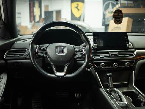 Used 2019 Honda Accord Sport image 18