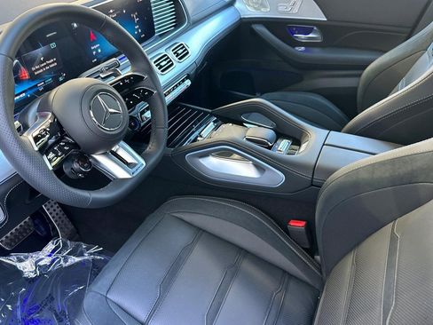 Used 2025 Mercedes-Benz GLE 53 AMG 4MATIC image 4